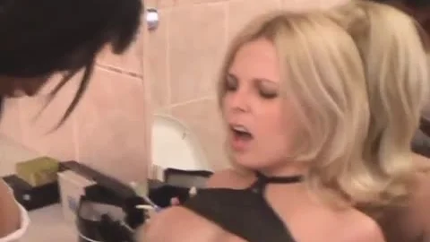 brunette hair tranny fucking blonde chick Watch Part