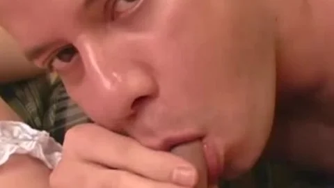 tranny nails unprotected And gets Cumcovered