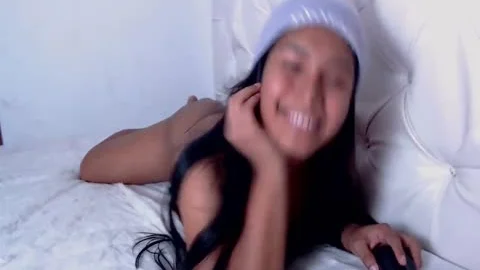 pretty happy  asian shemale Laying With Her ass Beads Fingers
