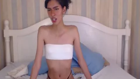naughty Skinny Latin love juice On webcam