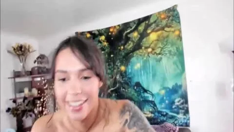 Fit t-girl Dildoing Her taut backdoor