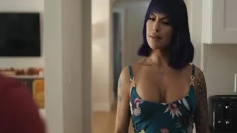 lusty And breasty TS Foxxy And Plumber Draven Takes Turn fucking buttholes