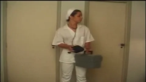 ladyman Doctor slamed By her Patient