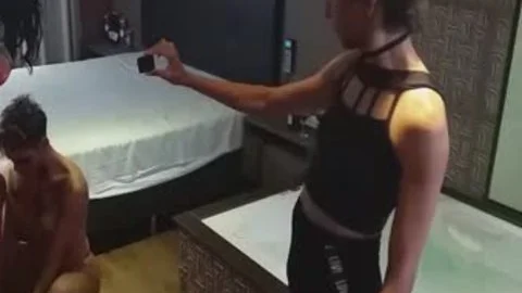 Chamei Minha Amiga Magaly Vaz Para Fazer Um video Porno Delicioso Para UM CLIENTE, Duas Cavalonas Brincando E Fudendo.   Sabrina Prezotte